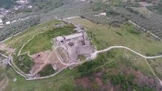 Dalle Tombe romane al Castello di Avella: trasvolata